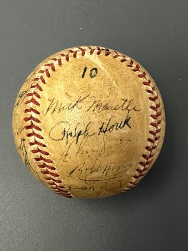 1951 NY Yankees TEAM SIGNED Official AL Baseball w/ Rookie Mantle World Champs!