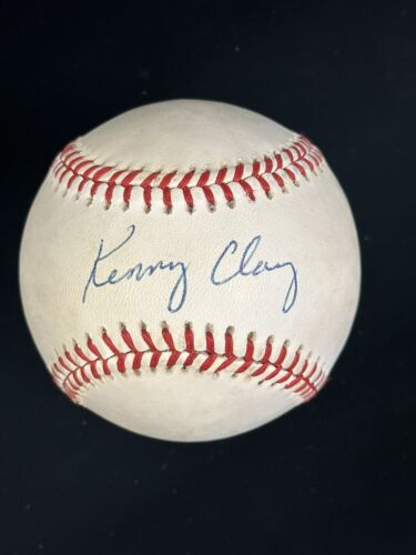 Kenny (Ken) Clay 1977, 1978 Yankees SIGNED Official AL Baseball w/ hologram