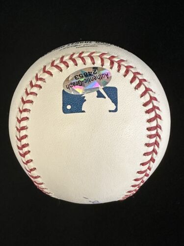 Ryan Howard N.L. ROY ‘05 Phila Phillies SIGNED Official MLB Baseball w/ hologram