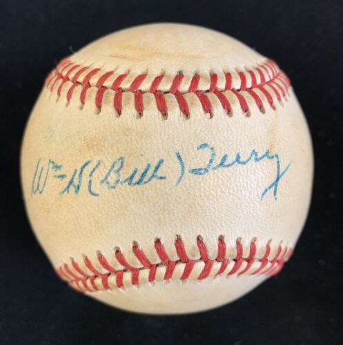 Wm H Bill Terry New York Giants SIGNED Official NL Giamatti Baseball JSA LOA