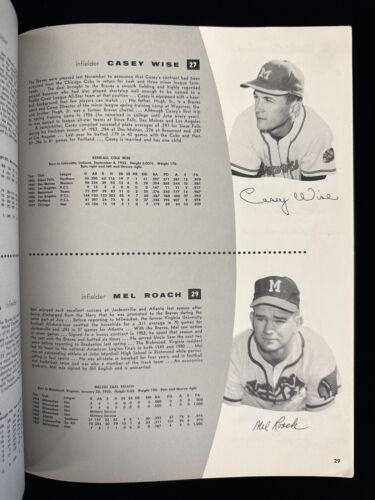 1958 Milwaukee Braves 1957 World Champions Baseball Yearbook w/ Hank Aaron