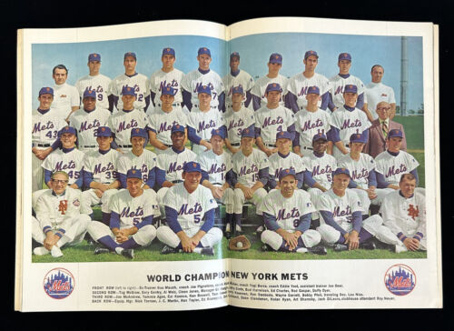 1970 New York Mets Official Baseball Yearbook - Roster as of 4/4 - EX