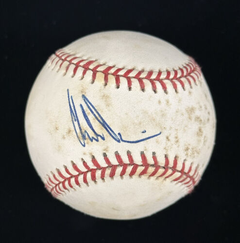 Chili Davis Yankees SIGNED Official AL B. Brown Baseball (toned) w/ hologram