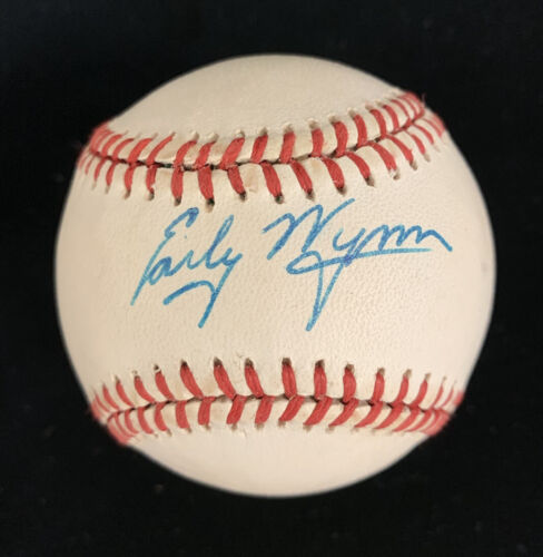 Early Wynn Indians HOFer SIGNED Official AL Bobby Brown Baseball w/ hologram