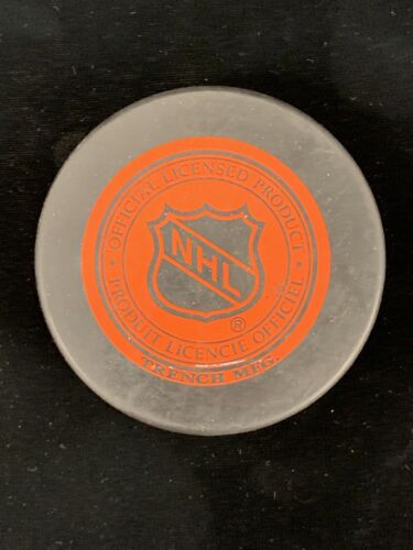 Blaine Lacher (1994-1995) Boston Bruins #31 SIGNED NHL Hockey Puck w/ Hologram