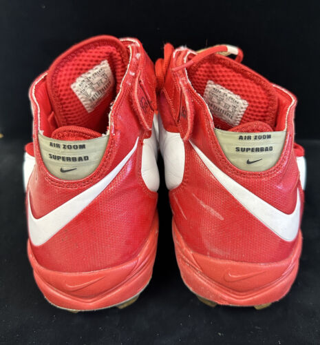 2008 Dwayne Bowe KC Chiefs DUAL SIGNED Game Used NFL Nike Superbad Cleats photo