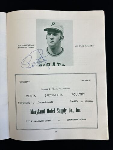 1972 Maryland Baseball Banquet MULTI SIGNED Program 5 sigs w/ RARE Batboy Auto.