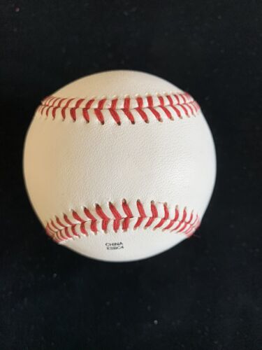 Andrew Miller Yankees / Orioles SIGNED MLB Players Choice Baseball w/ MLB holog.