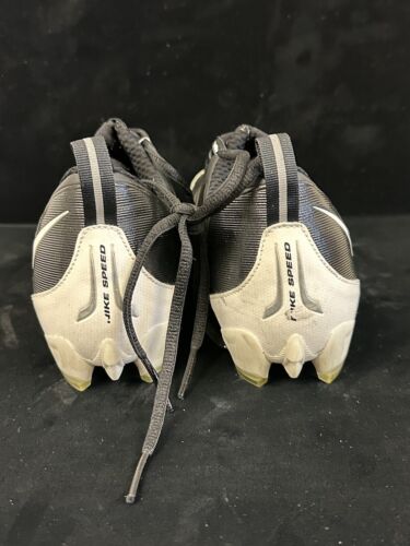 2009 Jim Leonhard New York Jets DUAL SIGNED Game Used NFL Nike Cleats w/ LOA