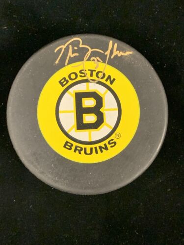 Blaine Lacher (1994-1995) Boston Bruins #31 SIGNED NHL Hockey Puck w/ Hologram
