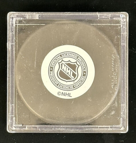 Eddie Giacomin HOF 87 New York Rangers Goalie SIGNED Hockey Puck w/ Hologram