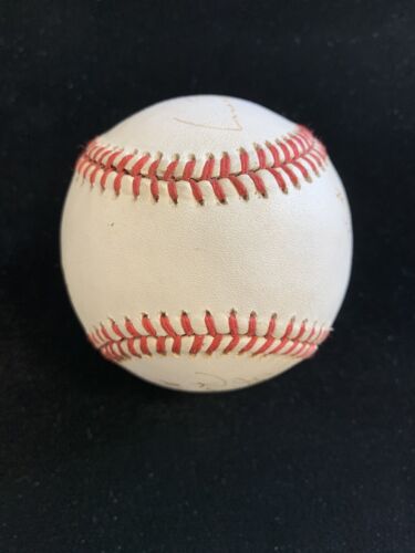 NL Umpires SIGNED NL Baseball 4 sigs Froemming Tata Rippley  DeMuth w/ hologram