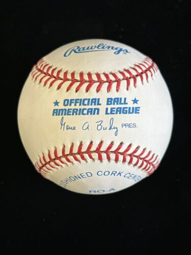 Andy Pettitte NY Yankees VINTAGE SIGNED Official AL Budig Baseball w/hologram