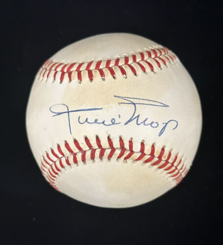 Willie Mays Giants / Mets HOFer SIGNED Official NL W. White Baseball w/hologram