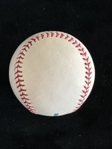 Marwin Gonzalez #14 New York Yankees SIGNED Official MLB Baseball w/ hologram