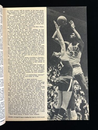 1967 Inside Basketball by SPORT Magazine Lew Alcindor / Wilt Chamberlain - EX