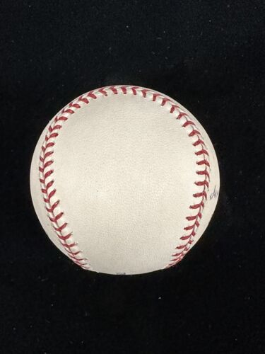 Ken Clay 77-78 WS Champs Yankees SIGNED Official MLB Baseball w/hologram