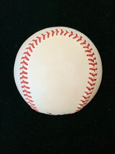 Hector Lopez 1959-66 New York Yankees SIGNED Official NL Baseball w/ hologram