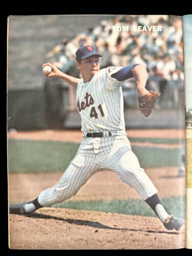 1969 New York Mets Official Baseball Yearbook w/ Seaver Koosman Grote - VG