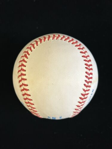 Pat Kelly #14 Yankees SIGNED Official AL Bobby Brown Baseball w/ hologram