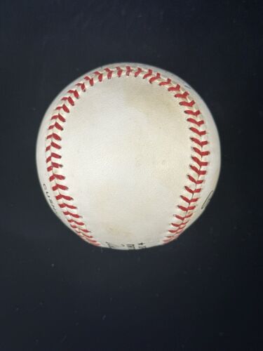 Willie Mays Giants / Mets HOFer SIGNED Official NL W. White Baseball w/hologram