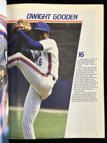 1986 New York Mets Official Baseball Yearbook Revised Edition NM