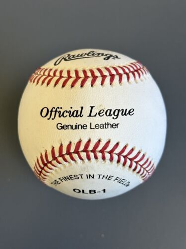 Brooks Robinson Balt. Orioles HOFer SIGNED Official League Baseball w/ hologram