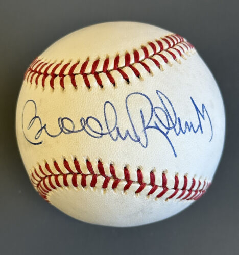 Brooks Robinson Balt. Orioles HOFer SIGNED Official League Baseball w/ hologram