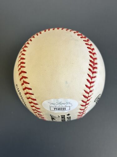 Willie Mays NY / San Francisco Giants HOFer SIGNED Official NL Baseball JSA LOA