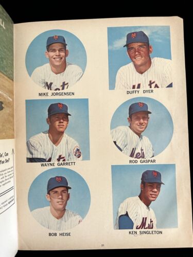 1969 New York Mets Official Baseball Yearbook w/ Seaver Koosman Grote - VG