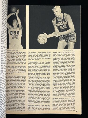 1967 Inside Basketball by SPORT Magazine Lew Alcindor / Wilt Chamberlain - EX