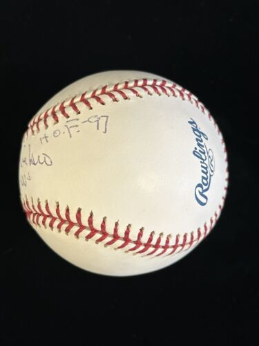 Phil Niekro HOF 97 318 W’s SIGNED Official MLB Yankees Logo Baseball w/hologram