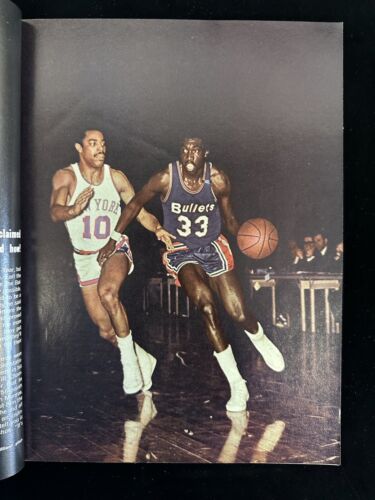 1969 Pro Basketball Almanac by SPORT Magazine Wilt Chamberlain / Bill Russell EM