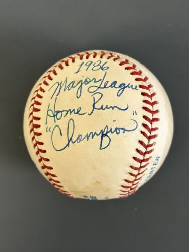 Jesse Barfield 1986 MLB Home Run Champion SIGNED Official AL Baseball w/hologram