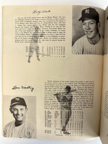 1952 New York Yankees Official Baseball Yearbook w/ Mantle - EX