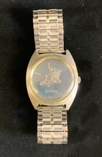 circa 1980s/1990s Kentucky Wildcats Logo NCAA Basketball Men's Watch