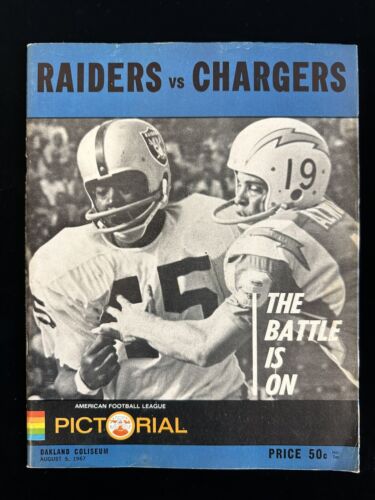 August 5, 1967 AFL Football Program San Diego Chargers @ Oakland Raiders - EX