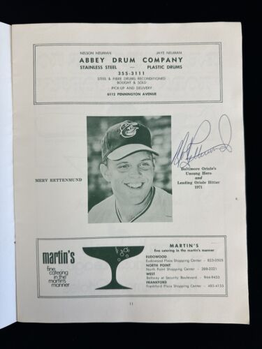 1972 Maryland Baseball Banquet MULTI SIGNED Program 5 sigs w/ RARE Batboy Auto.