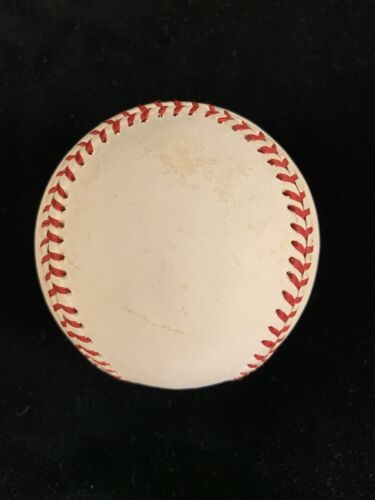 Don Mattingly Yankees Vintage Signed Official AL Brown Baseball w/ B&E Hologram