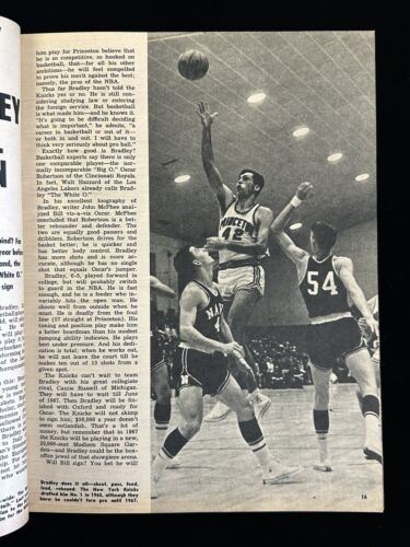 1967 Inside Basketball by SPORT Magazine Lew Alcindor / Wilt Chamberlain - EX