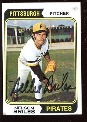 1974 Topps Baseball Card #123 Nelson Briles Autographed VG