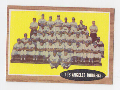 1962 Topps #43 Los Angeles Dodgers Team Baseball Card Ex/Mt  