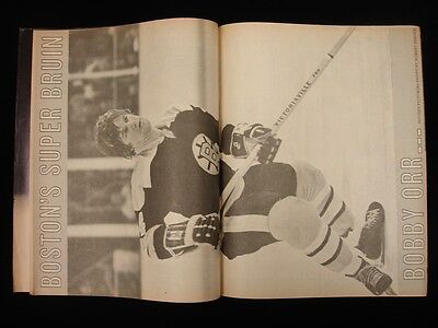 November 1972 Hockey Pictorial Magazine - Chicago Blackhawks Cover