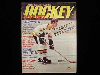 1971 Cord Sportfacts Hockey Guide - Bobby Orr BruinsCover