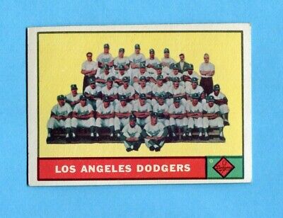 1961 Topps #86 Los Angeles Dodgers Team Baseball Card EX+