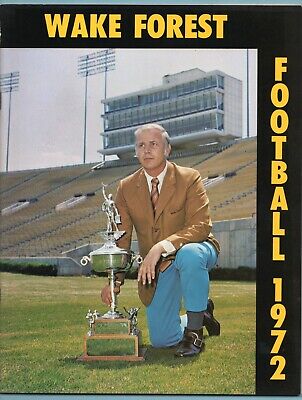 1972 Wake Forest Football Media Guide Tom Harper on Cover Brian Piccolo article