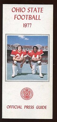 1977 NCAA Football Ohio State University Media Guide NRMT