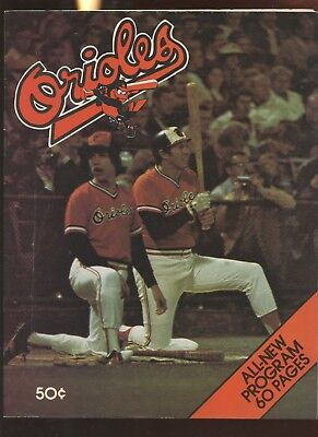 1977 MLB Program Yankees at Baltimore Orioles Thurman Munson Home Run EX+