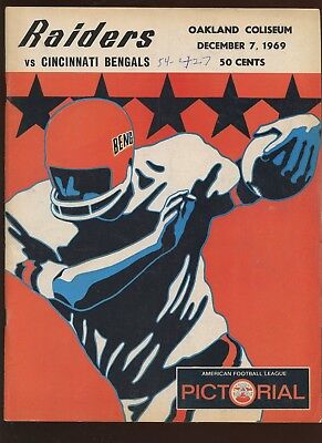 December 7 1969 AFL Program Cincinnati Bengals at Oakland Raiders