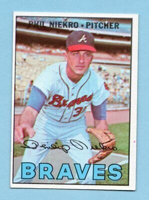 1967 Topps #456 Phil Niekro Atlanta Braves Baseball Card NM o/c prt mk       